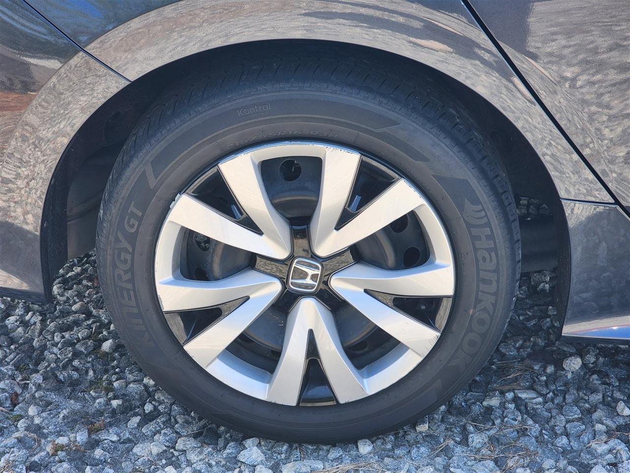 Honda Civic LX Sedan CVT 2024