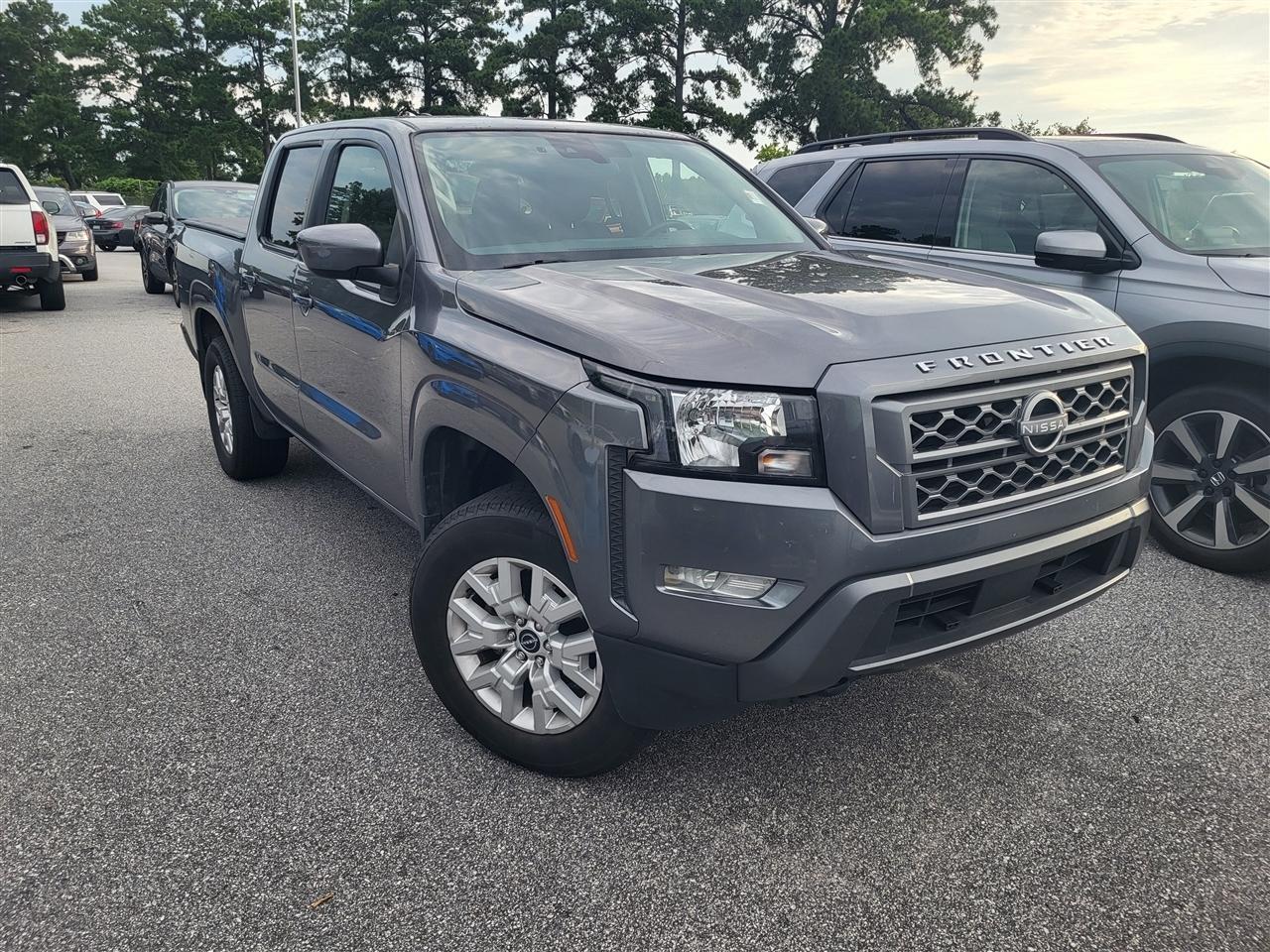 Nissan Frontier SV Crew Cab 4WD 2024