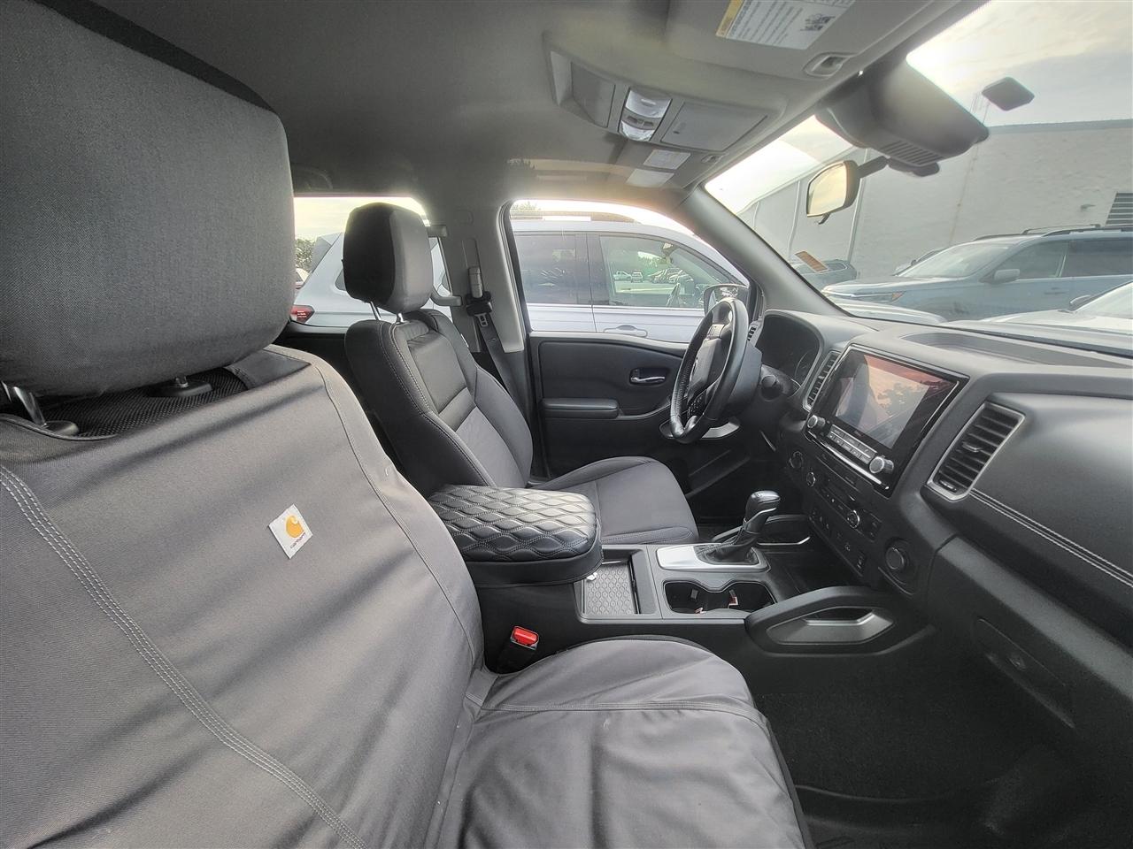 Nissan Frontier SV Crew Cab 4WD 2024