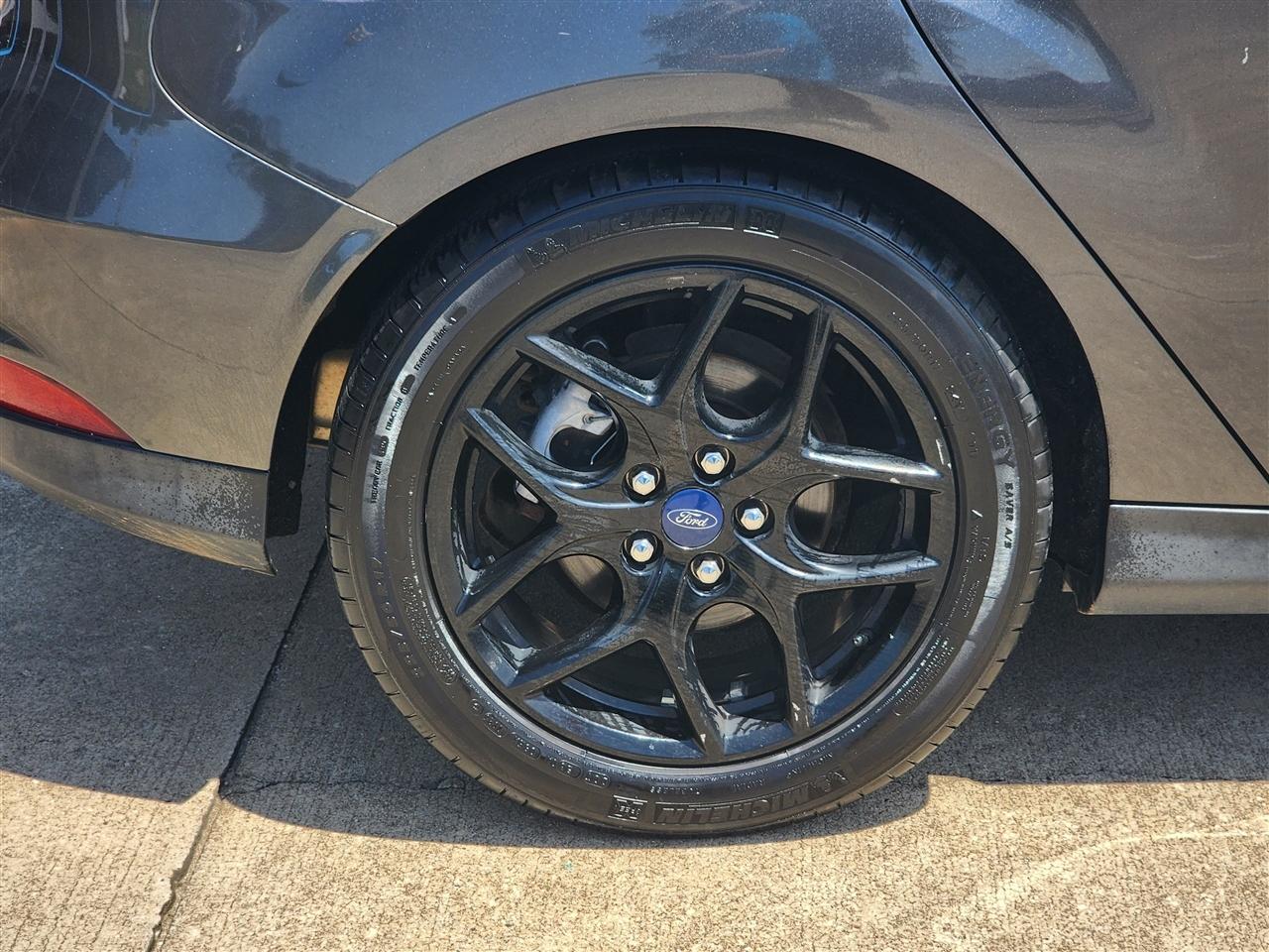 Ford Focus SE Hatch 2016