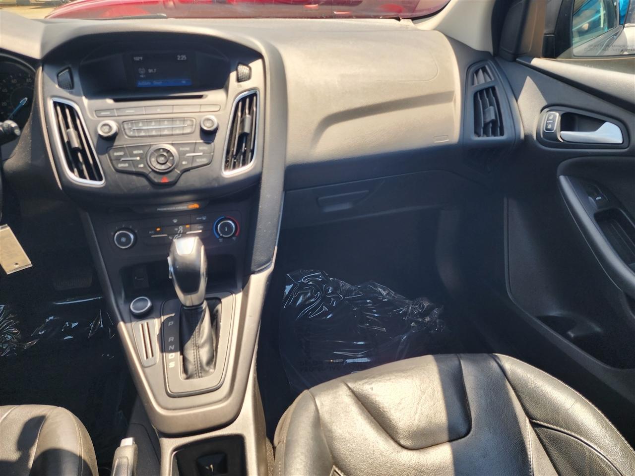 Ford Focus SE Hatch 2016