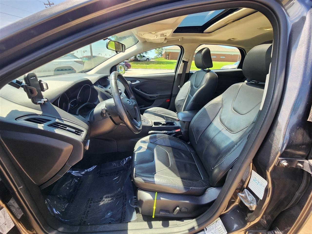 Ford Focus SE Hatch 2016