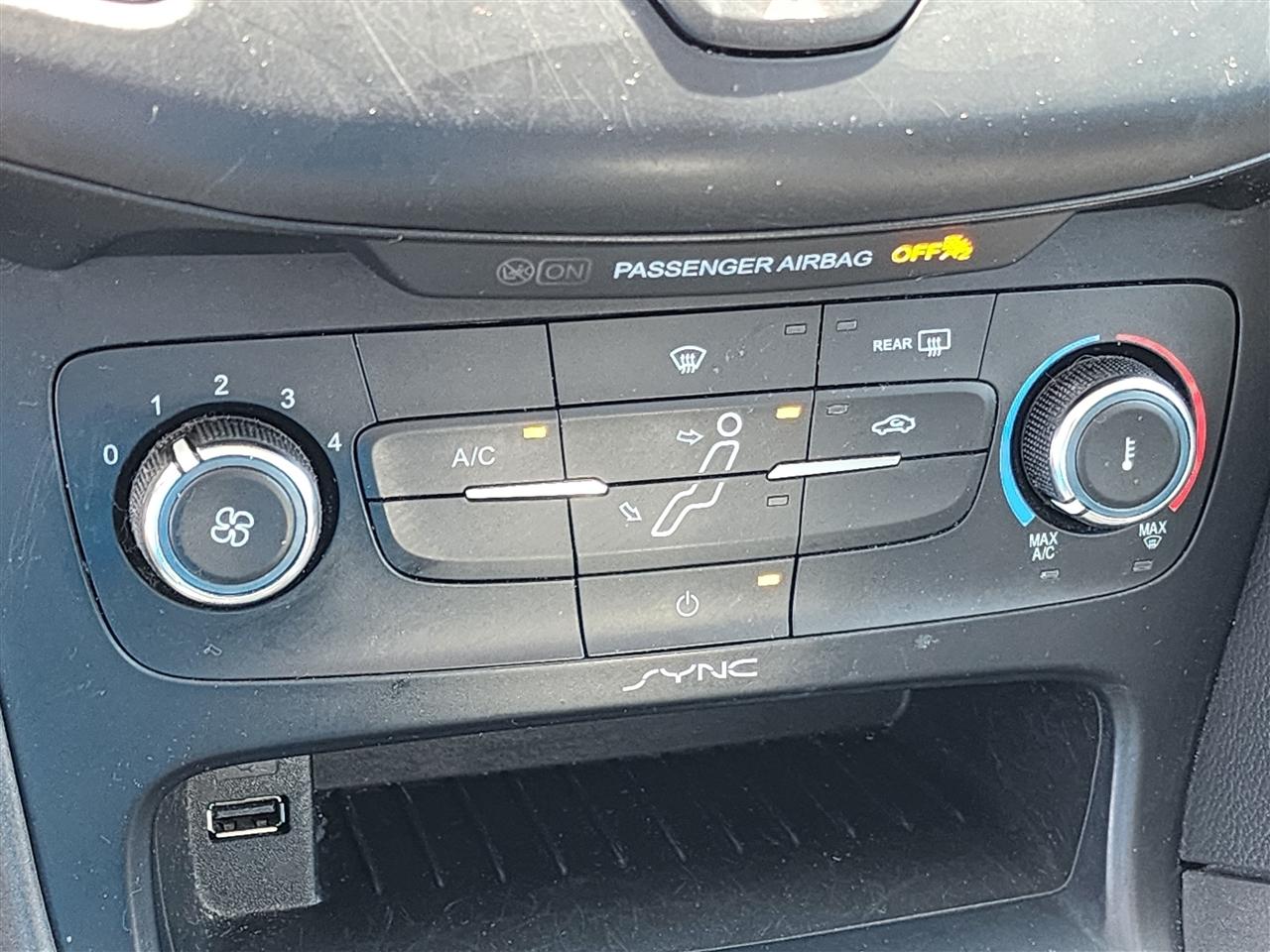 Ford Focus SE Hatch 2016