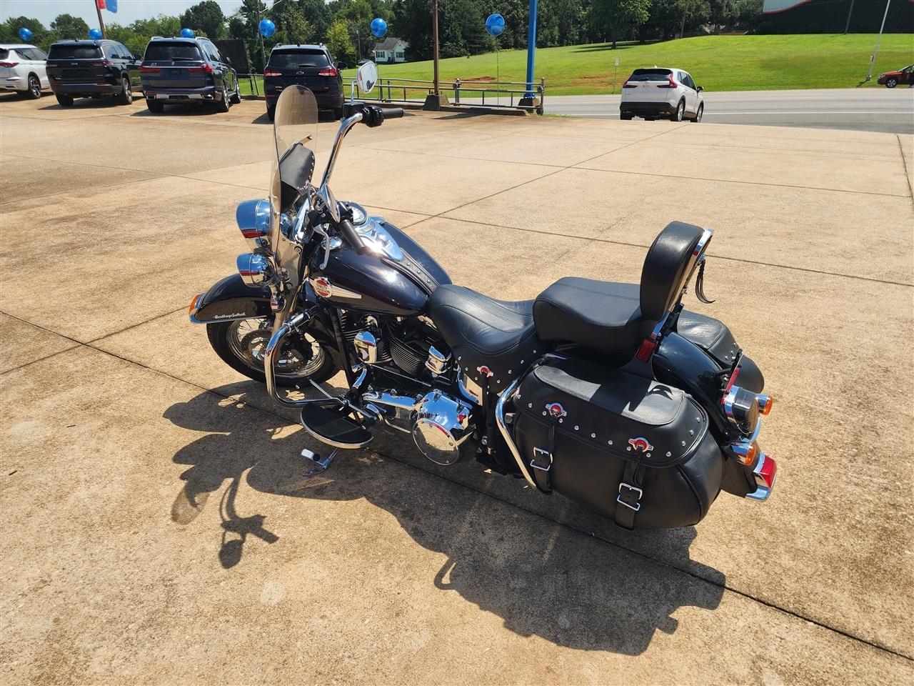 Harley-Davidson FLSTC103  2017