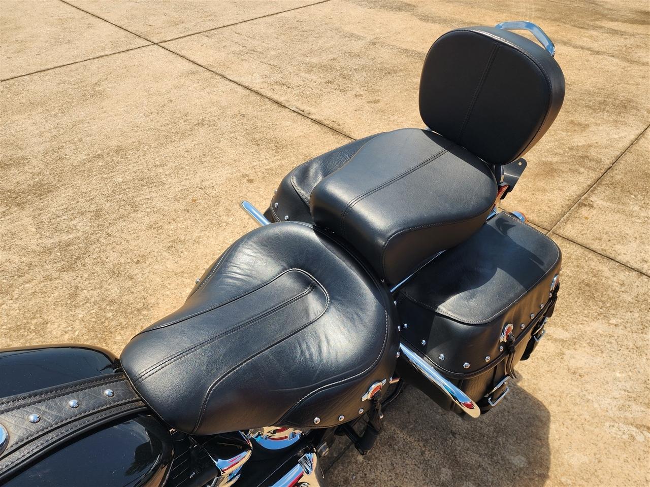 Harley-Davidson FLSTC103  2017