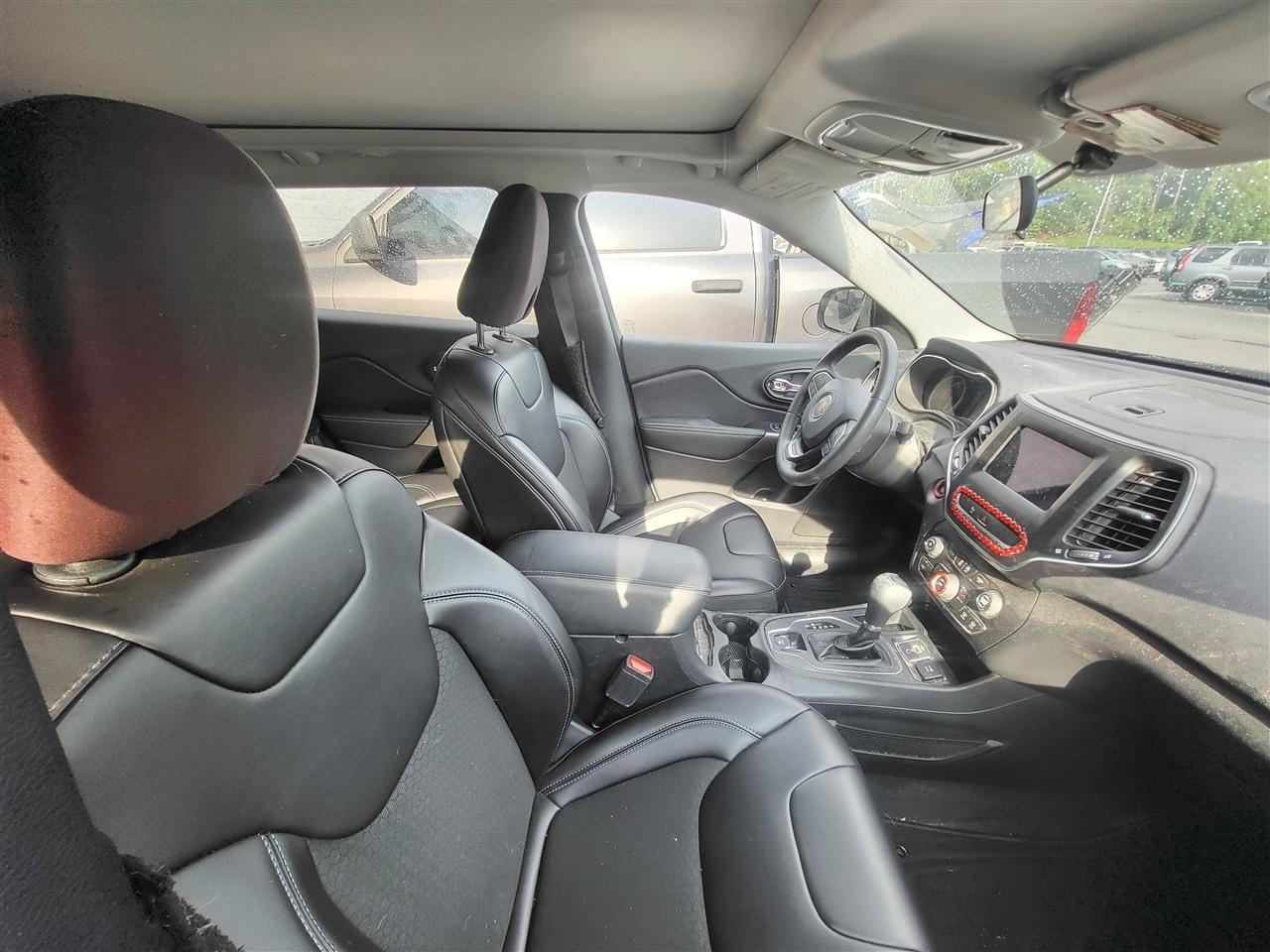 Jeep Cherokee Latitude Plus FWD 2020