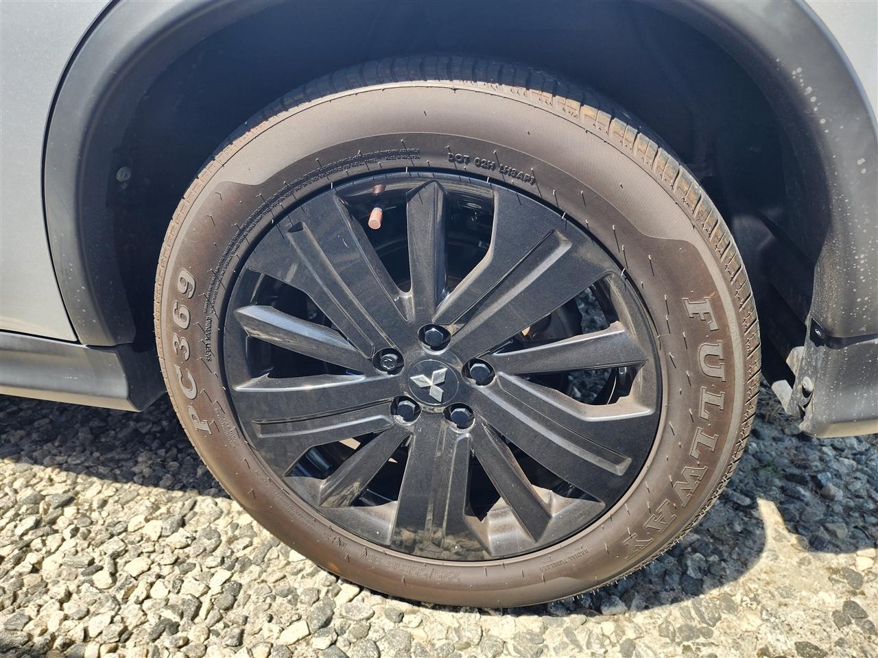 Mitsubishi Outlander Sport 2.0 ES CVT 2022