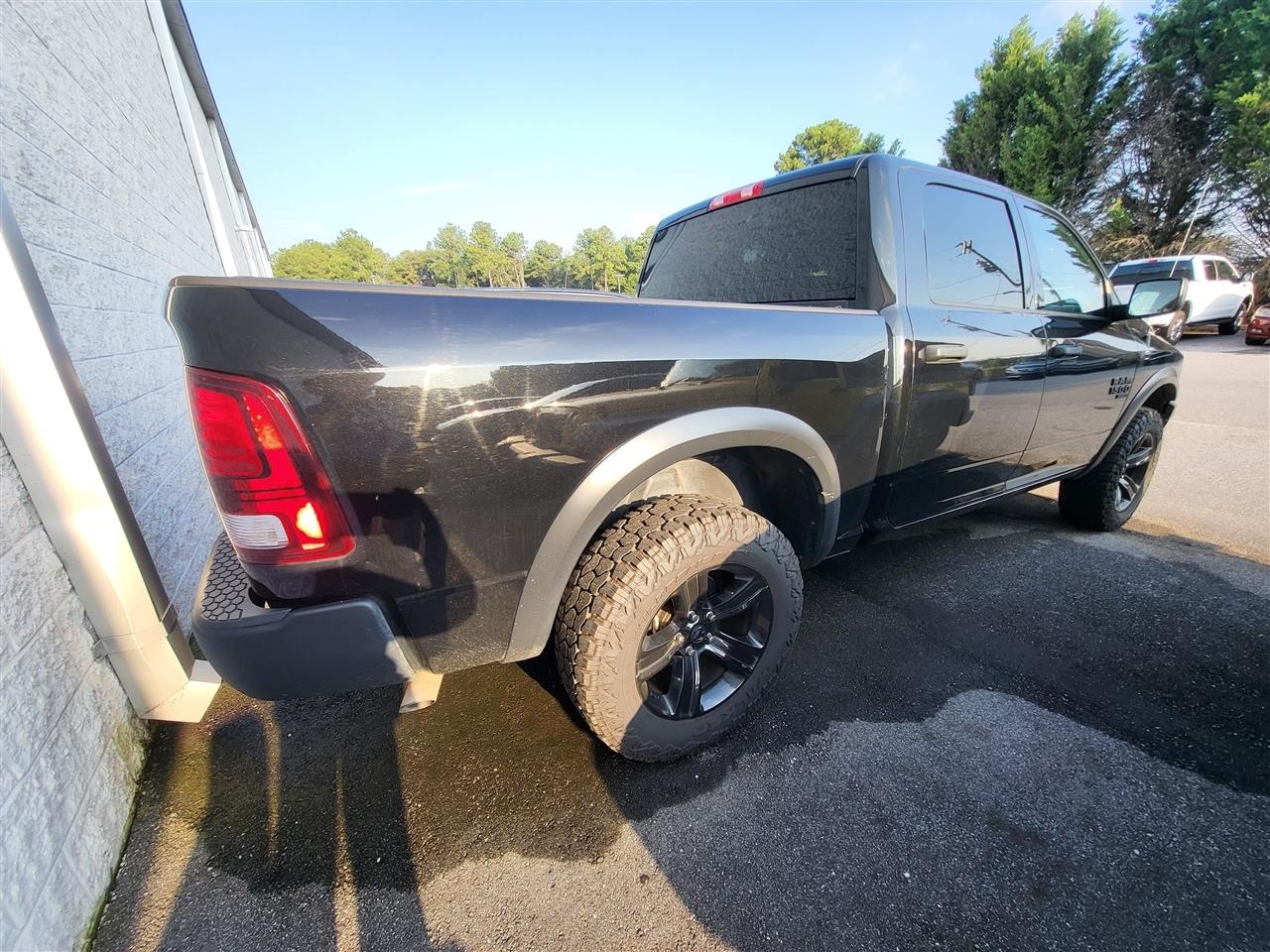 RAM 1500 Classic Tradesman Crew Cab SWB 4WD 2024