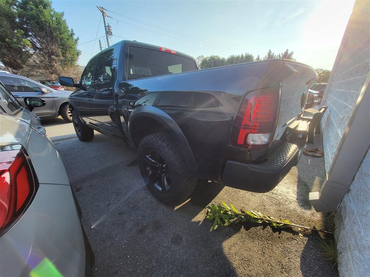 RAM 1500 Classic Tradesman Crew Cab SWB 4WD 2024