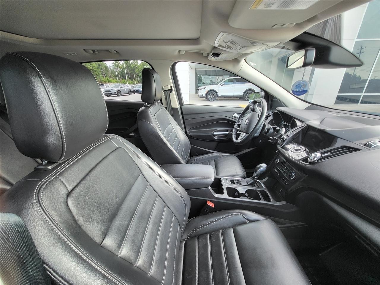 Ford Escape Titanium FWD 2019