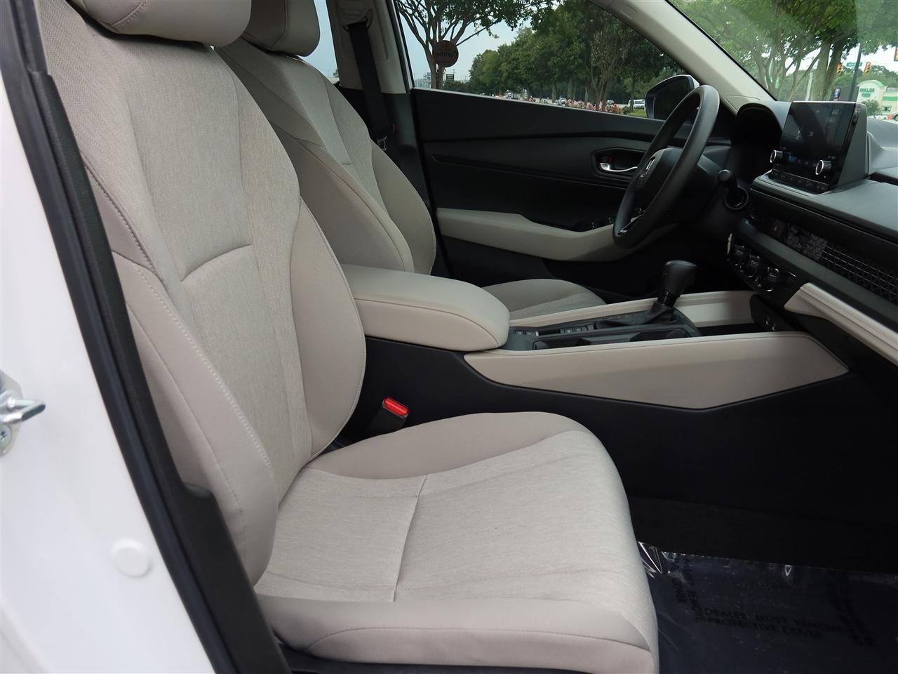 Honda Accord LX 2025