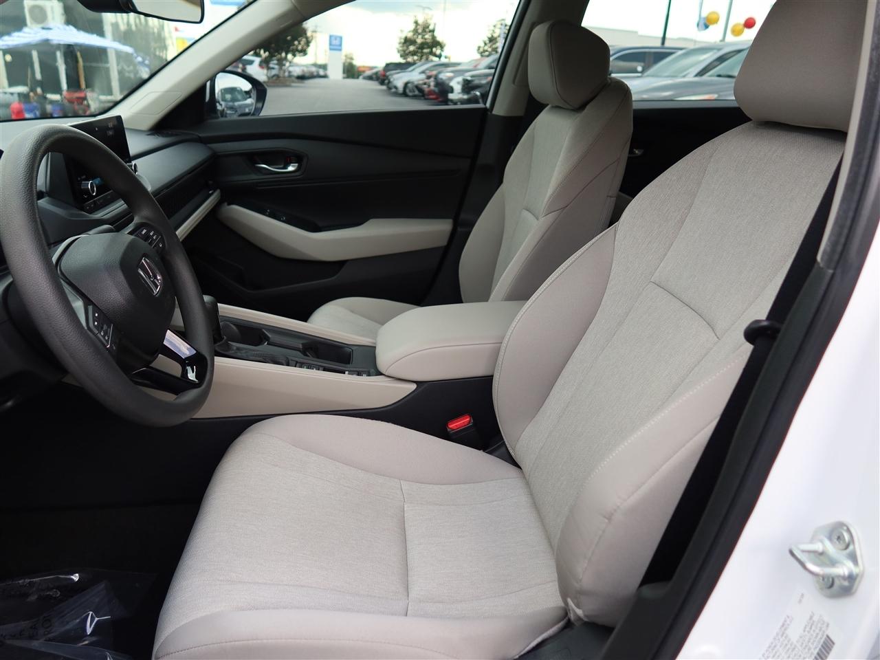 Honda Accord LX 2025