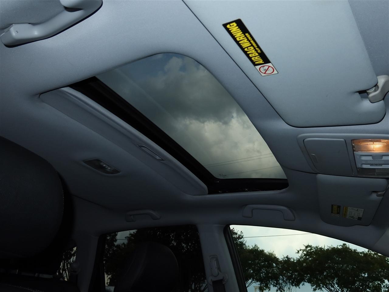 Honda CR-V EX-L 4WD 5-Speed AT 2011