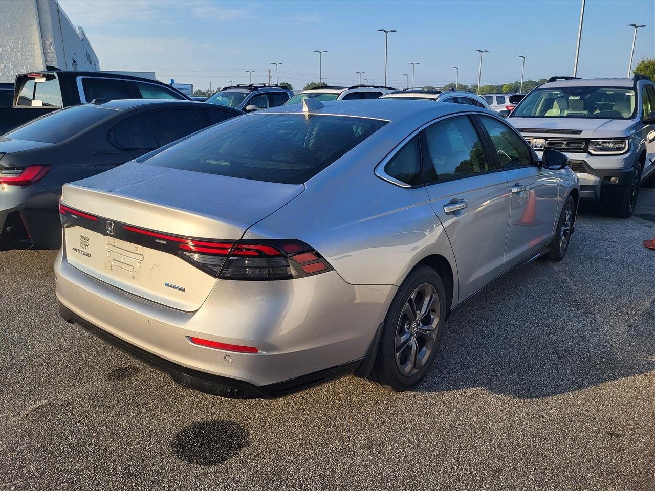 Honda Accord EX-L Hybrid 2025