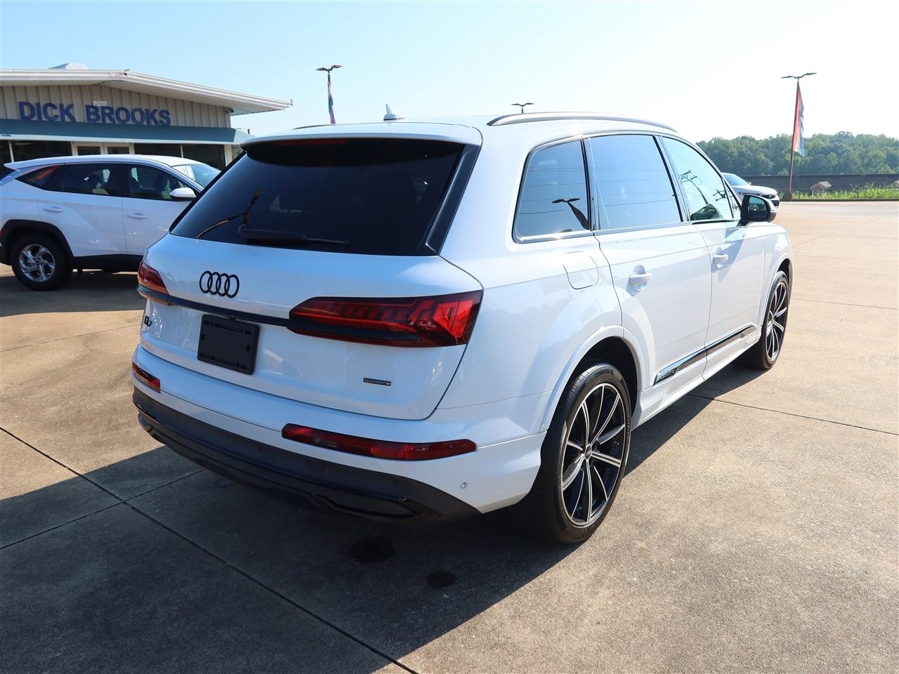 Audi Q7 Premium Plus 55 TFSI quattro 2022