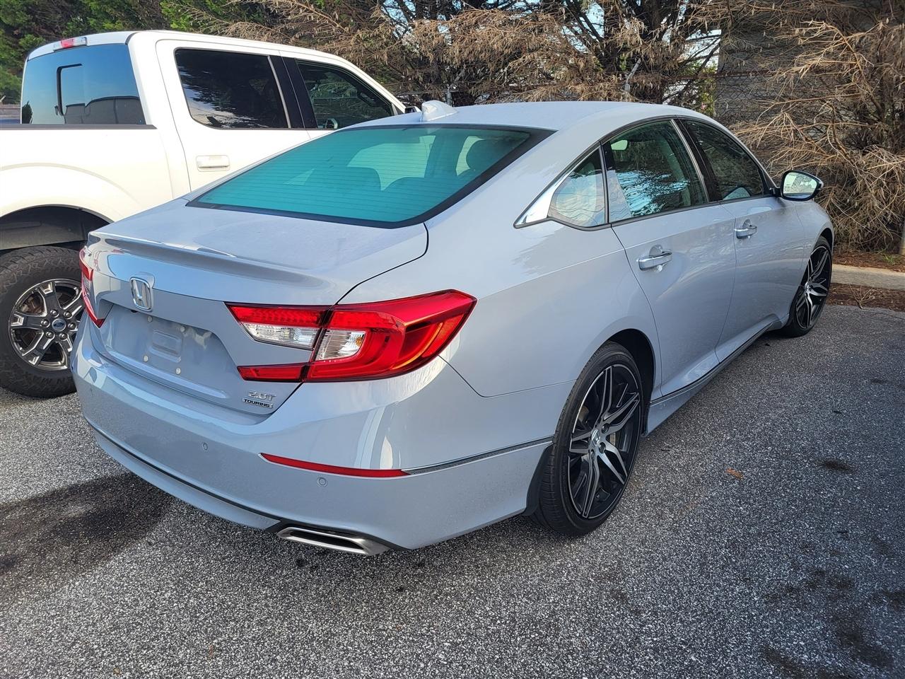 Honda Accord Touring 2.0T 2022