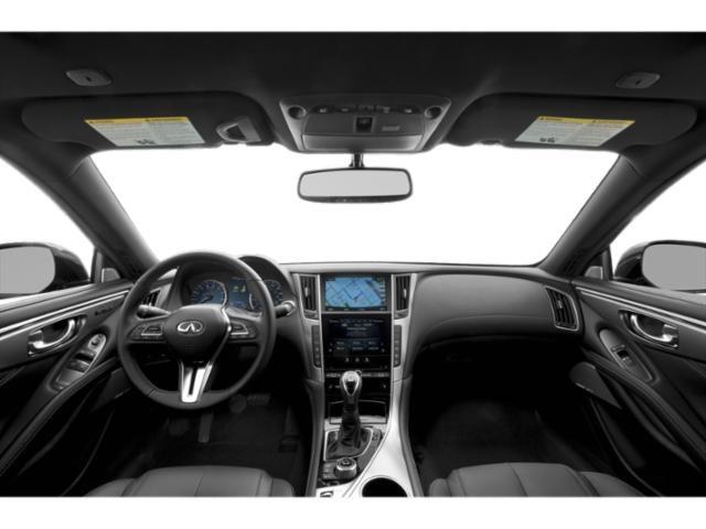 Infiniti Q60 3.0t LUXE 2019