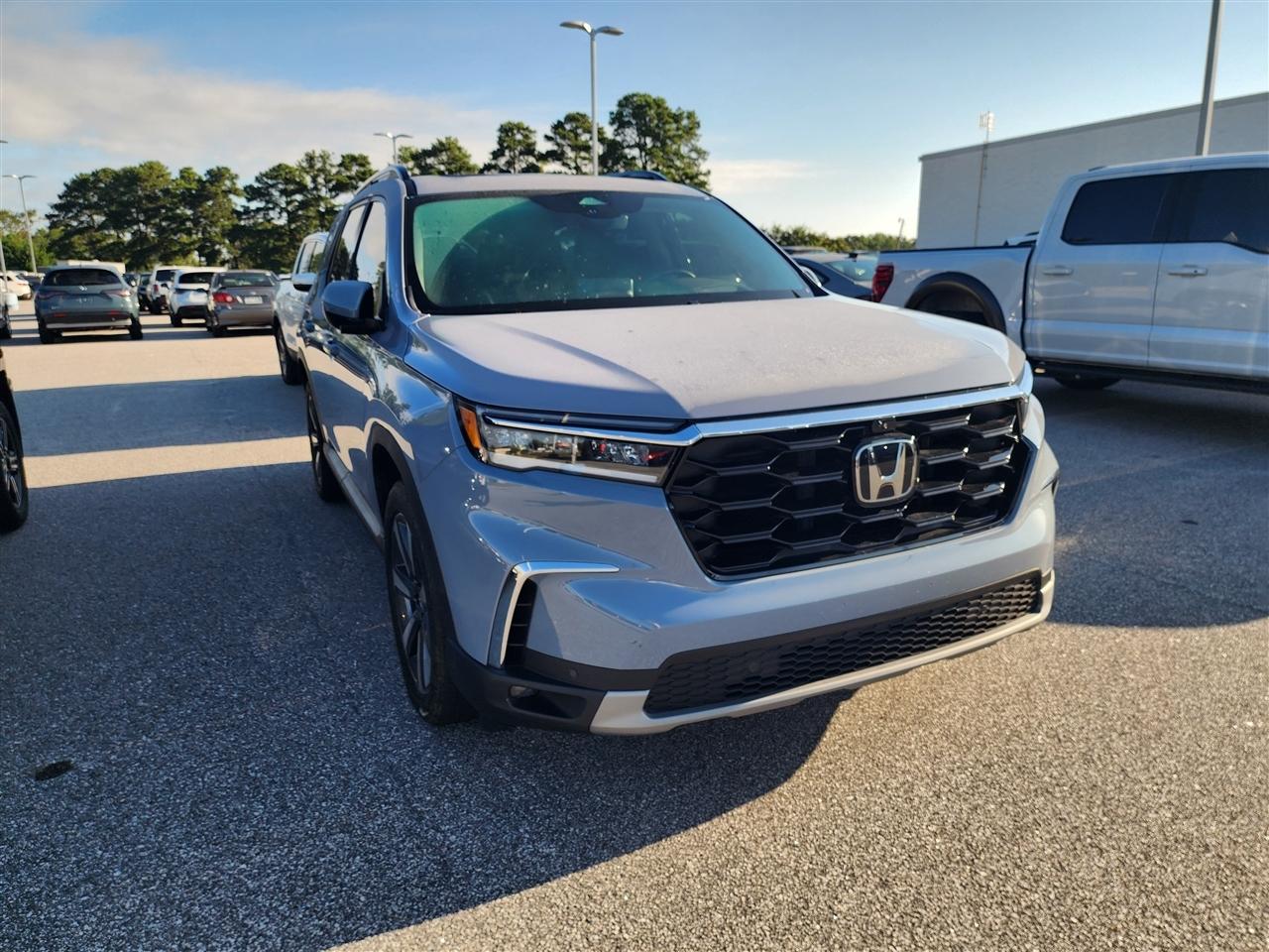Honda Pilot Elite AWD 2025