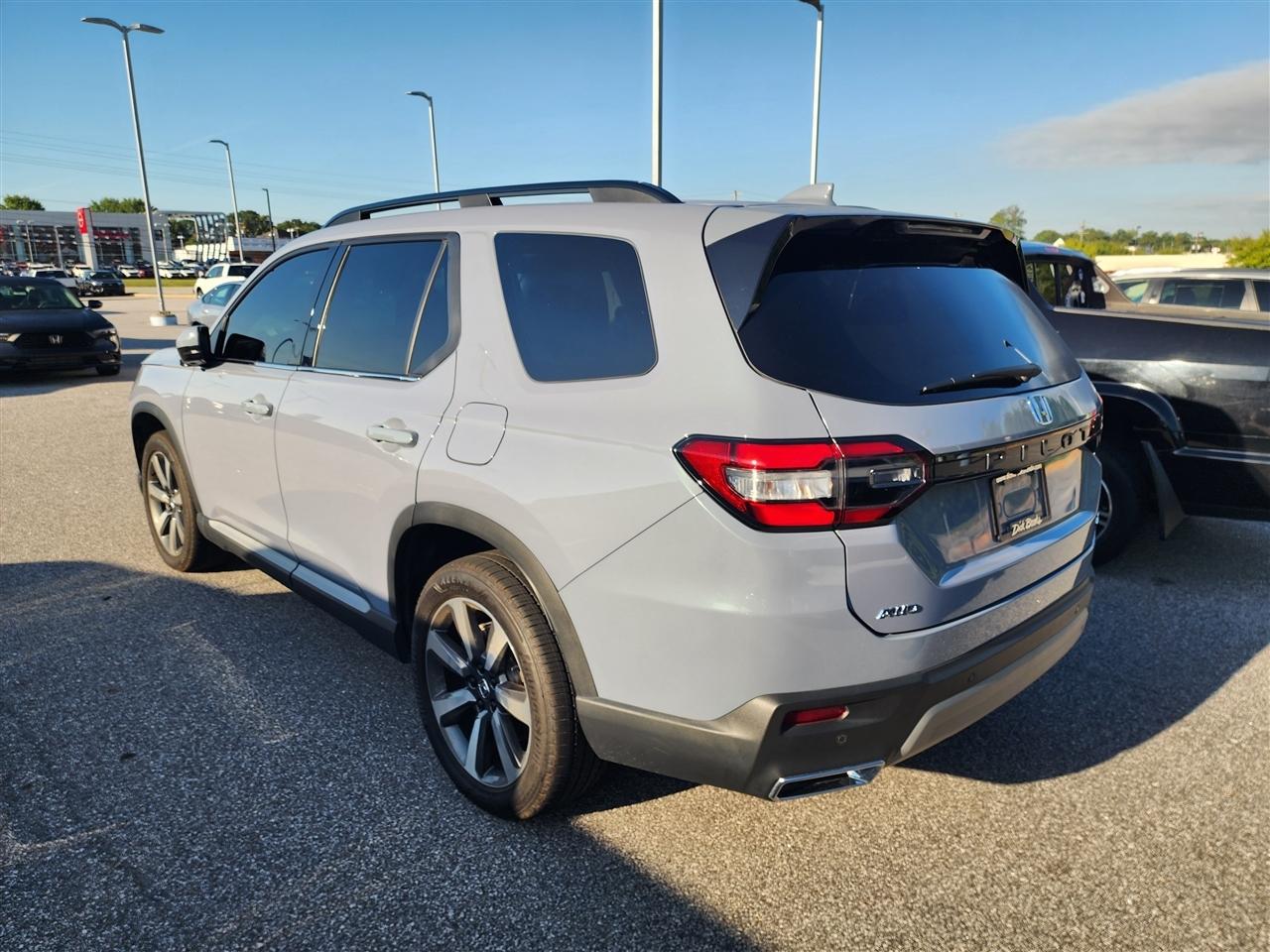 Honda Pilot Elite AWD 2025