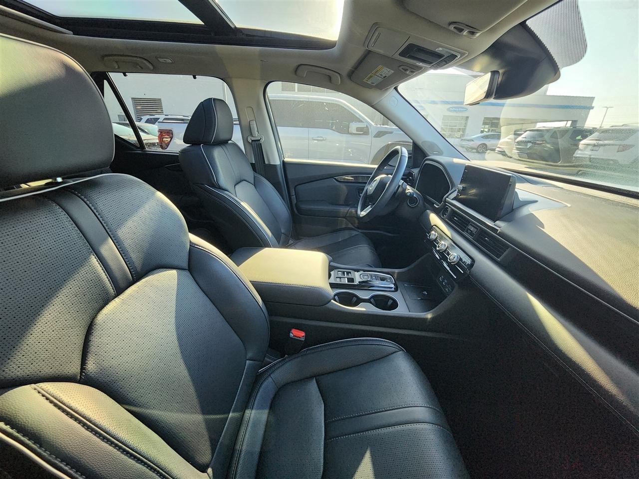 Honda Pilot Elite AWD 2025