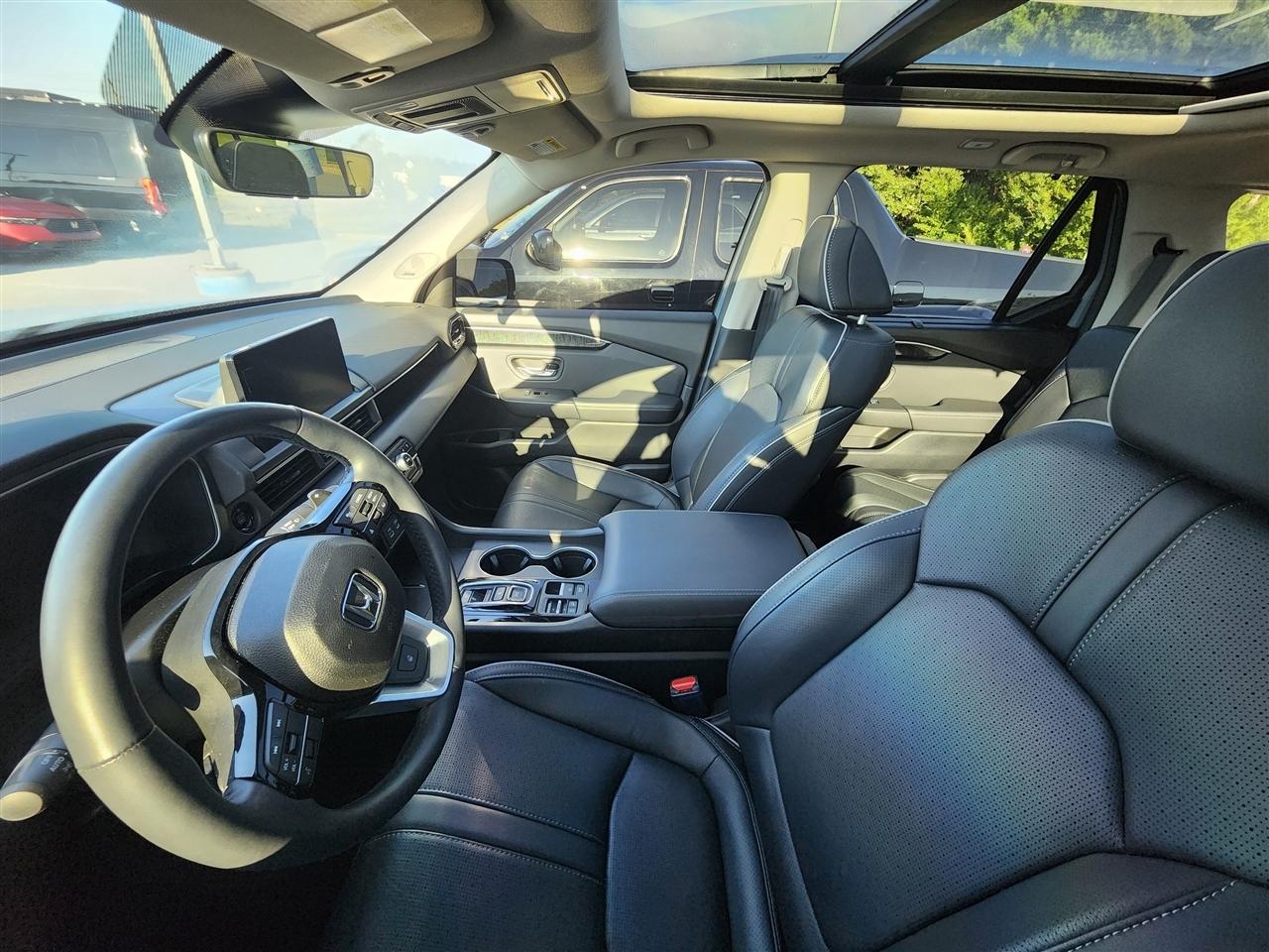 Honda Pilot Elite AWD 2025