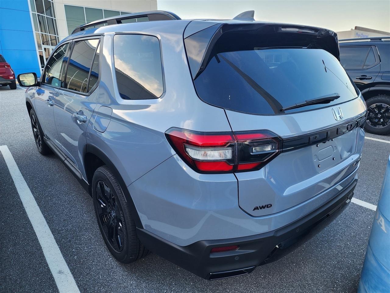 Honda Pilot Black Edition AWD 2026