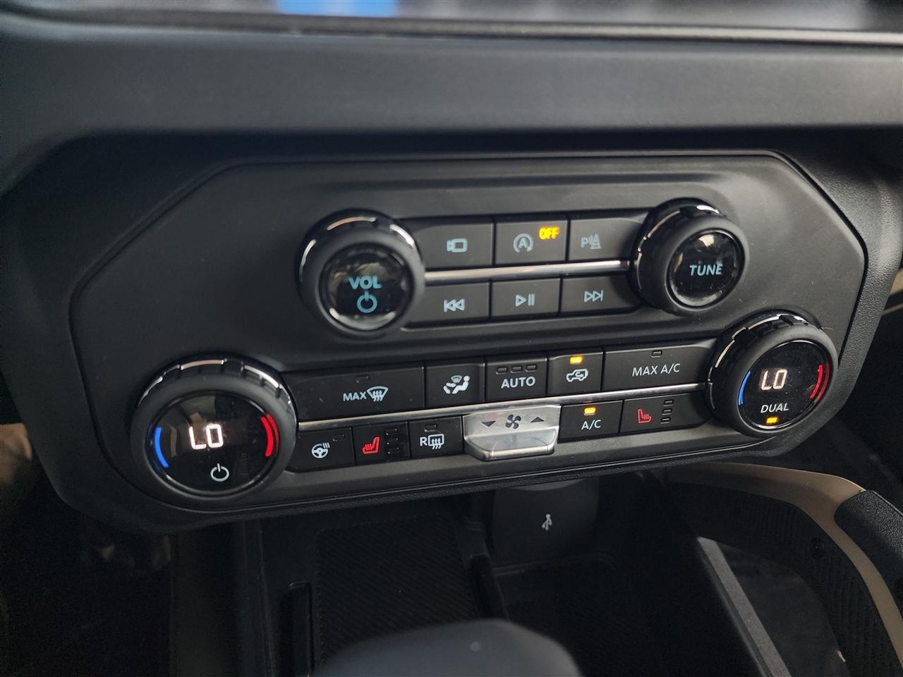 Ford Bronco Badlands 4-Door 2025