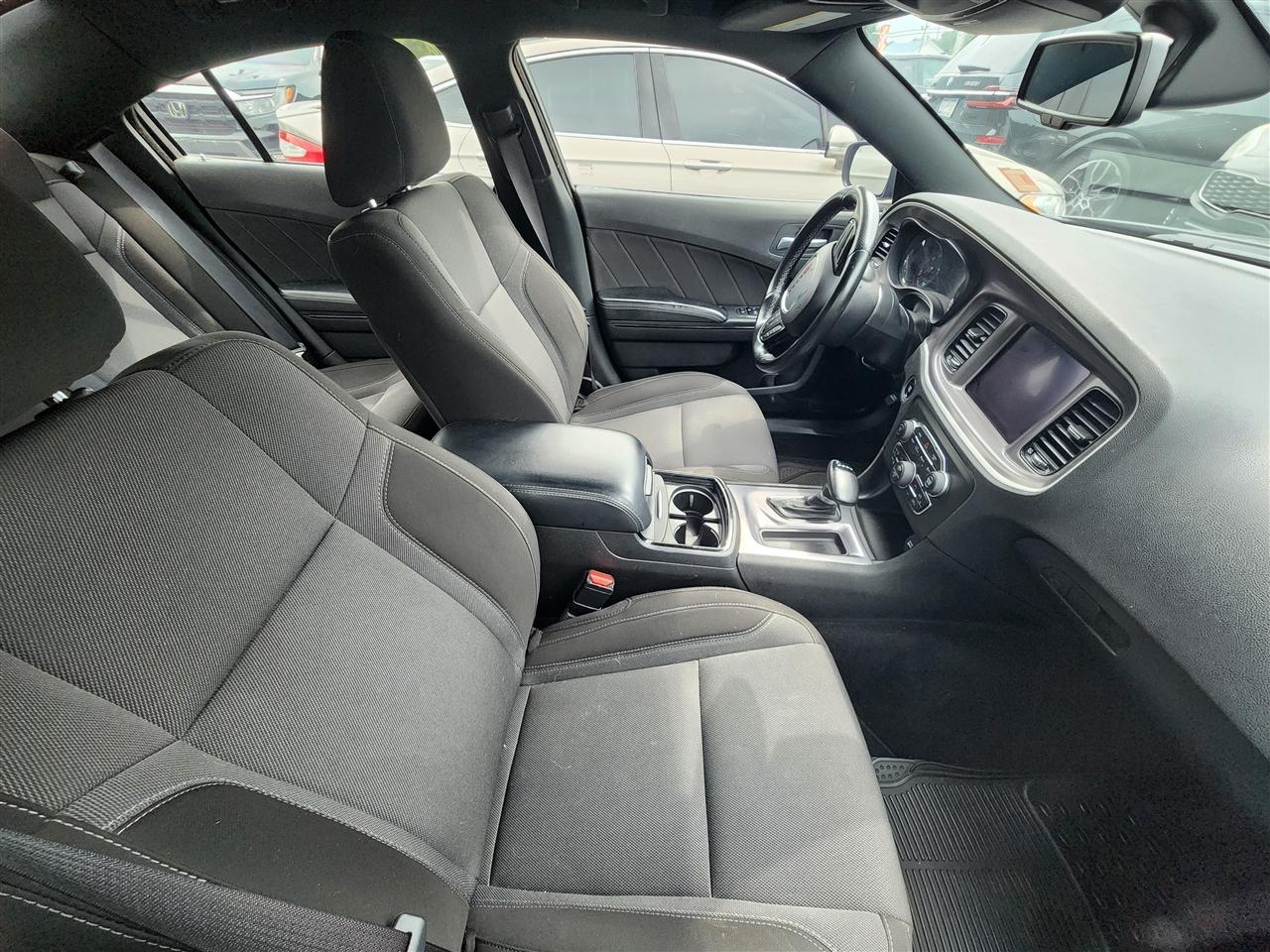Dodge Charger SXT AWD 2022