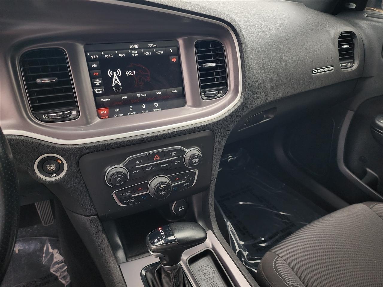 Dodge Charger SXT AWD 2022