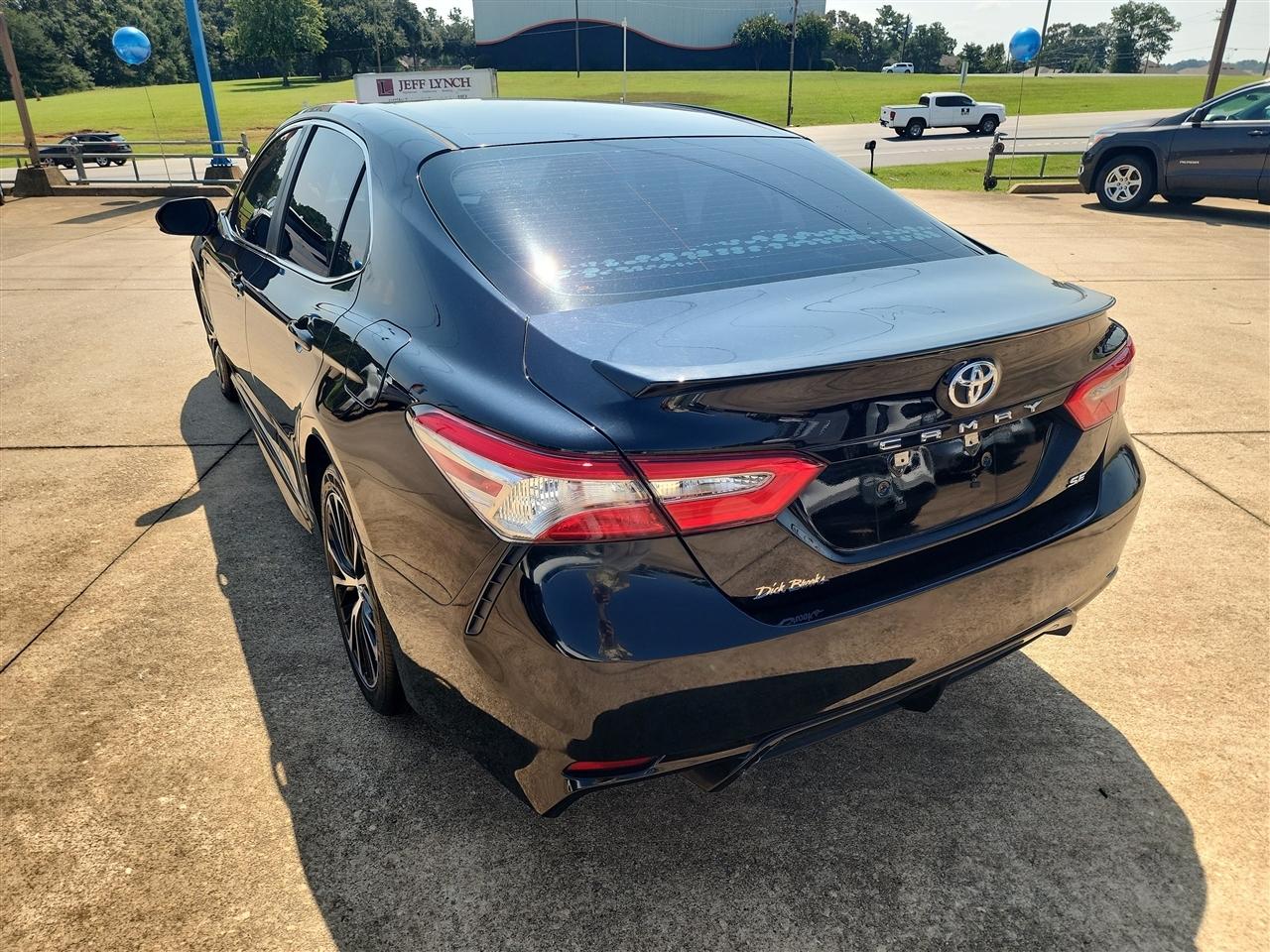 Toyota Camry XLE 2018