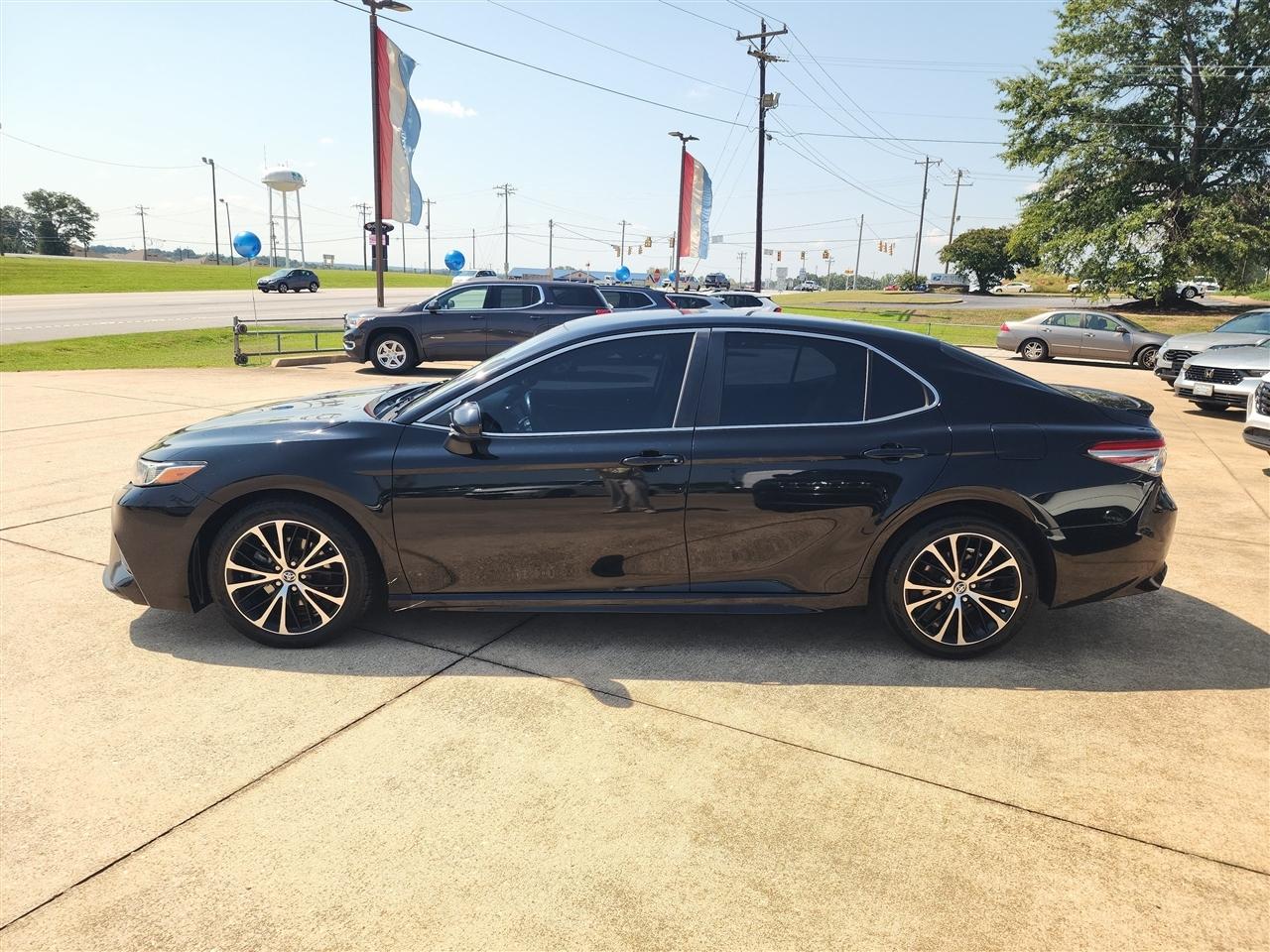 Toyota Camry XLE 2018
