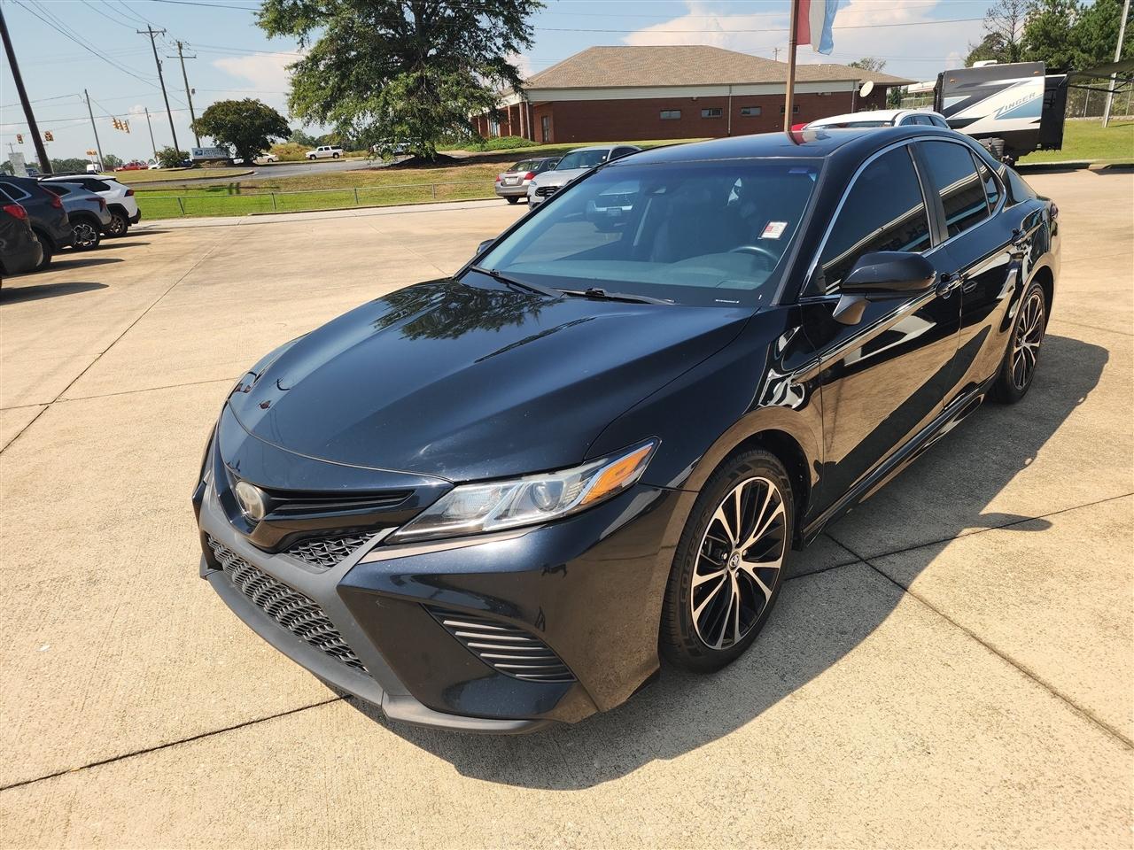 Toyota Camry XLE 2018