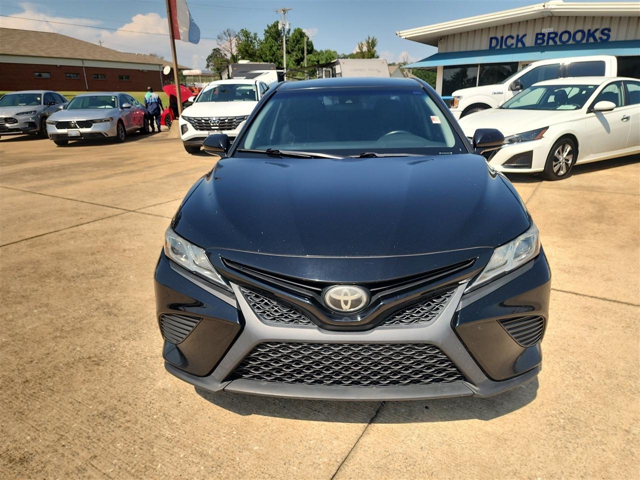 Toyota Camry XLE 2018