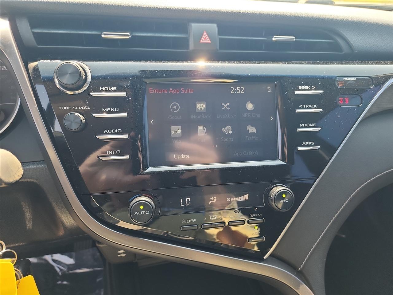 Toyota Camry XLE 2018