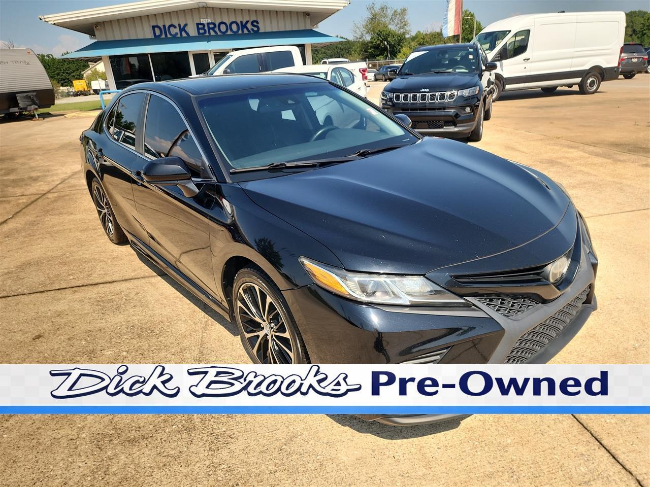 Toyota Camry XLE 2018