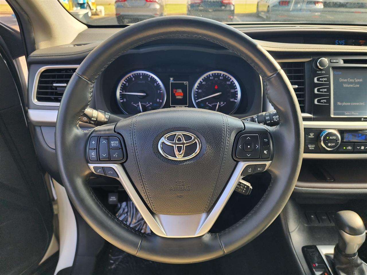 Toyota Highlander XLE AWD V6 2019