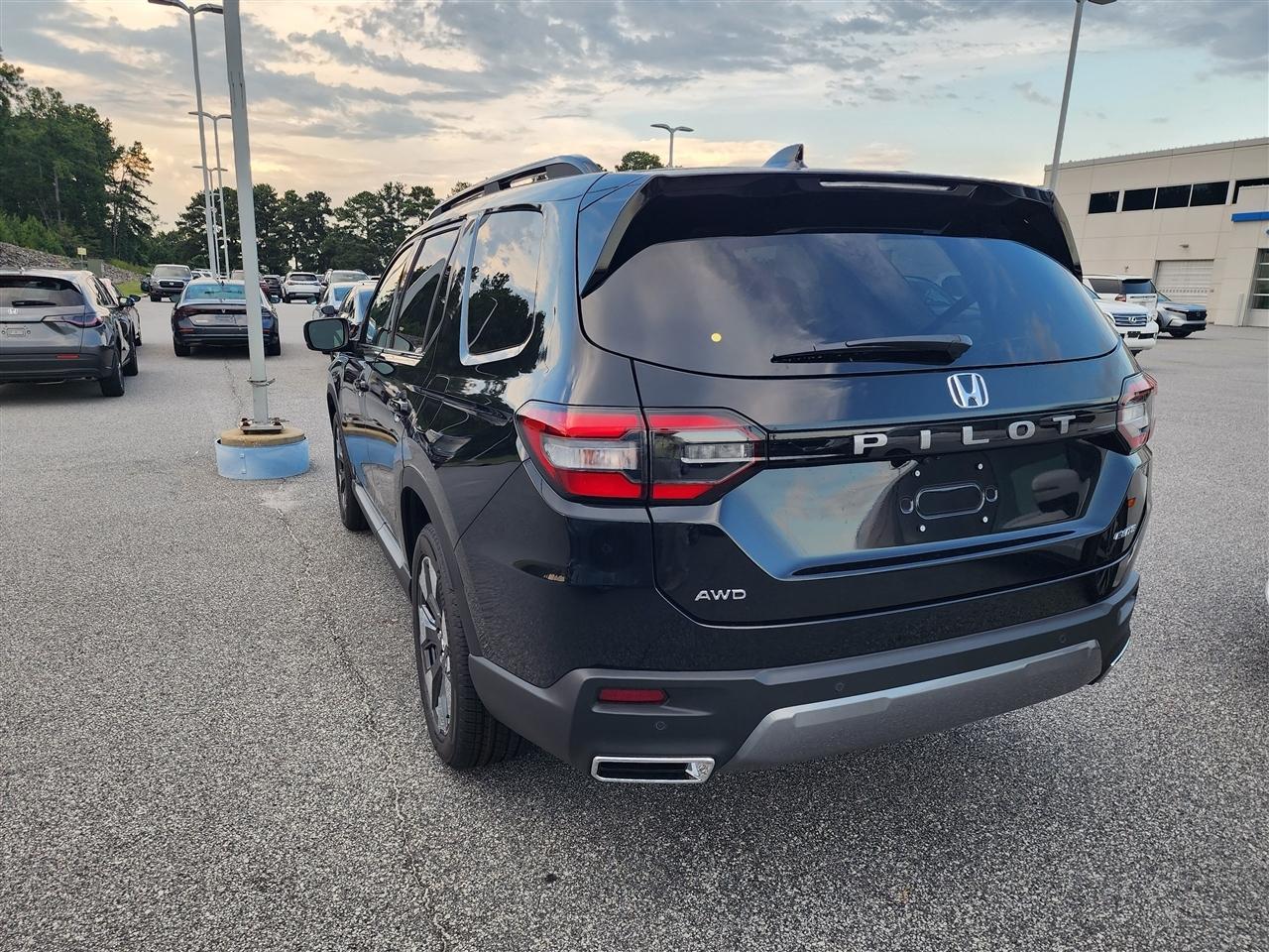 Honda Pilot Elite AWD 2026