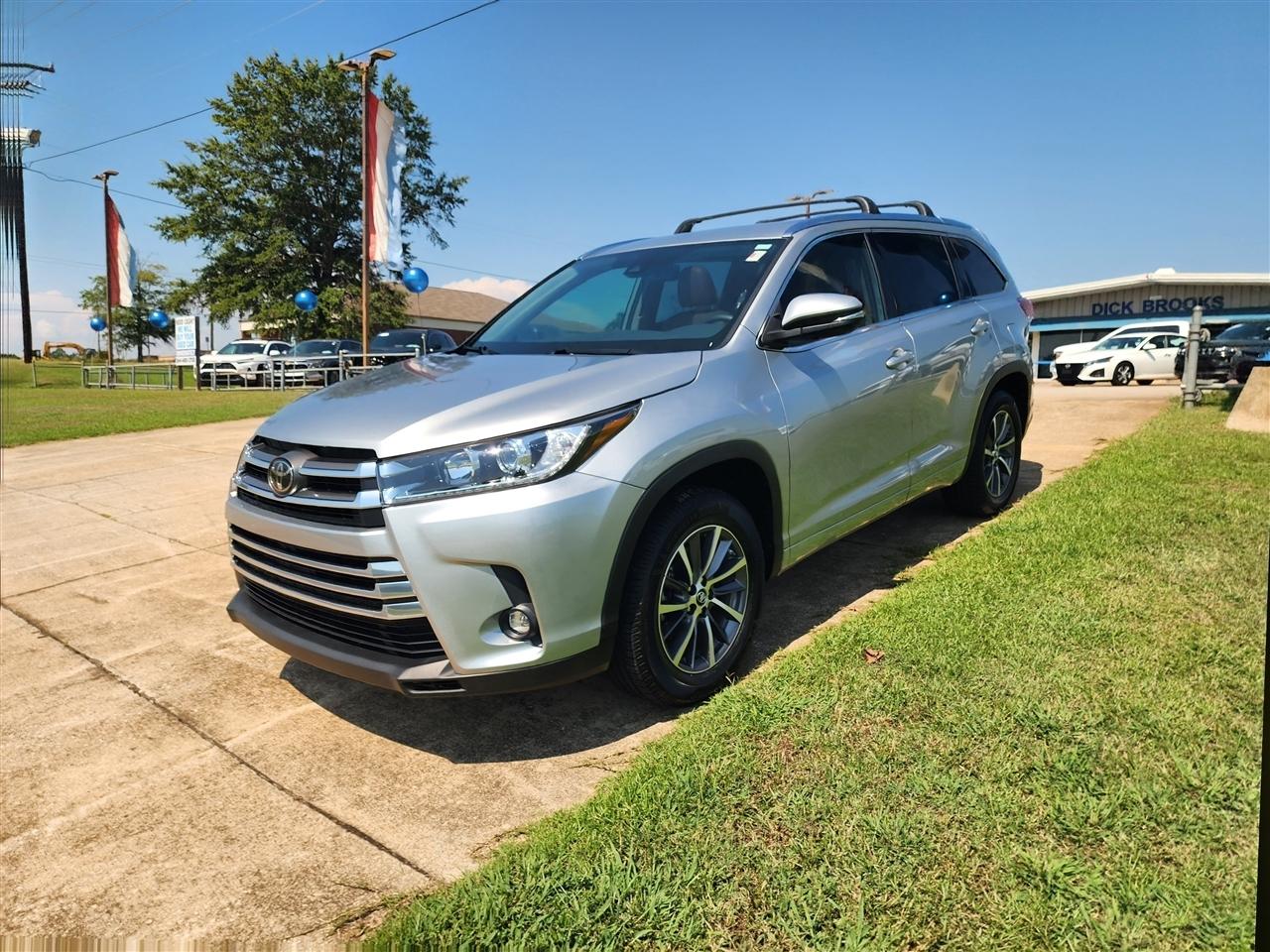 Toyota Highlander Limited FWD V6 2019