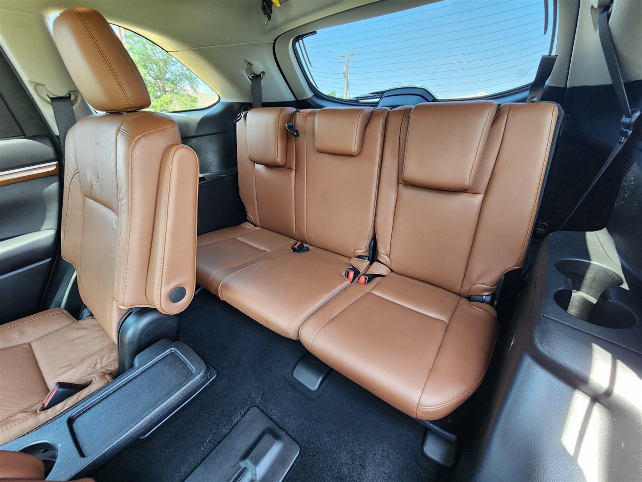 Toyota Highlander Limited FWD V6 2019
