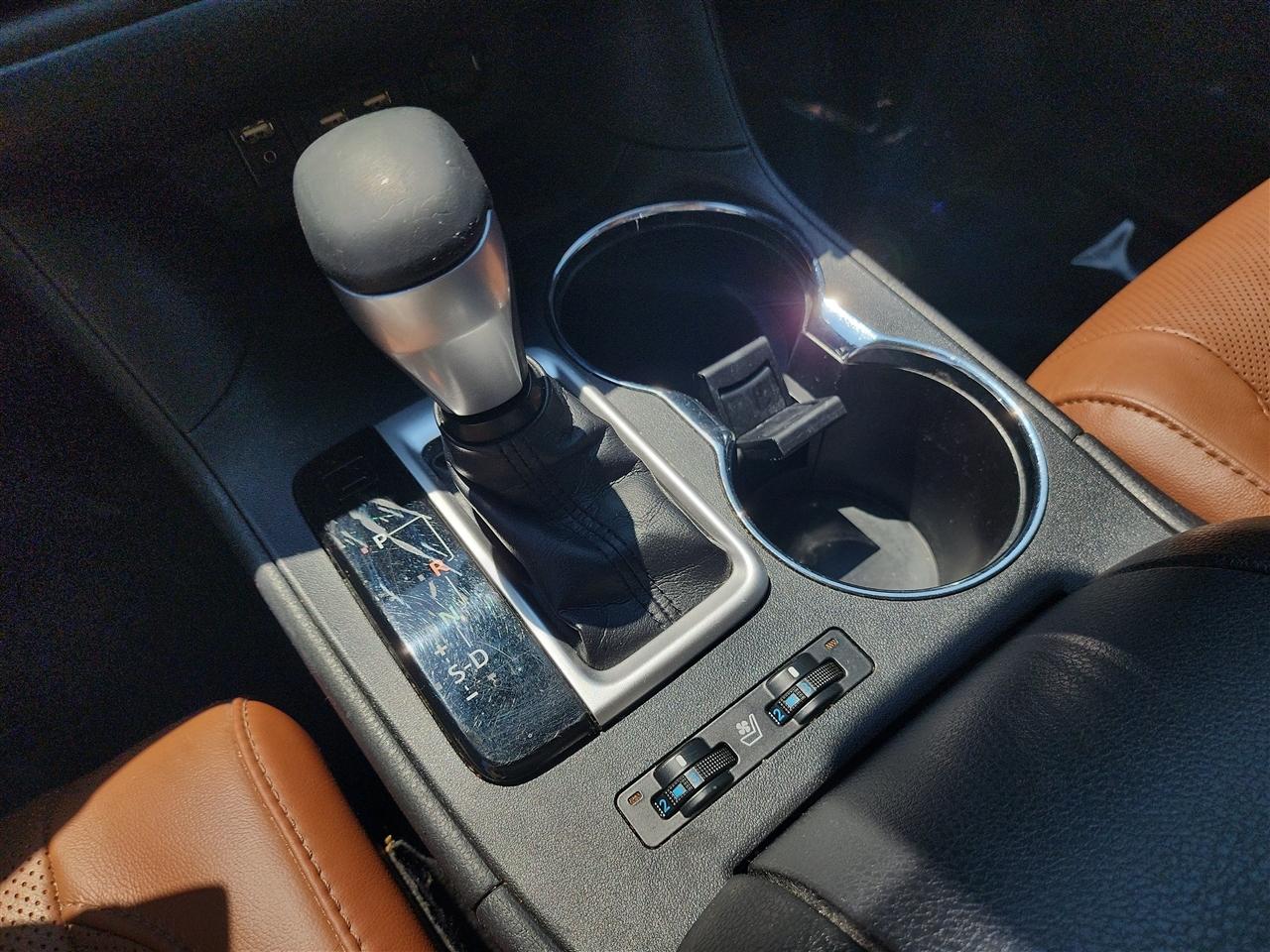 Toyota Highlander Limited FWD V6 2019