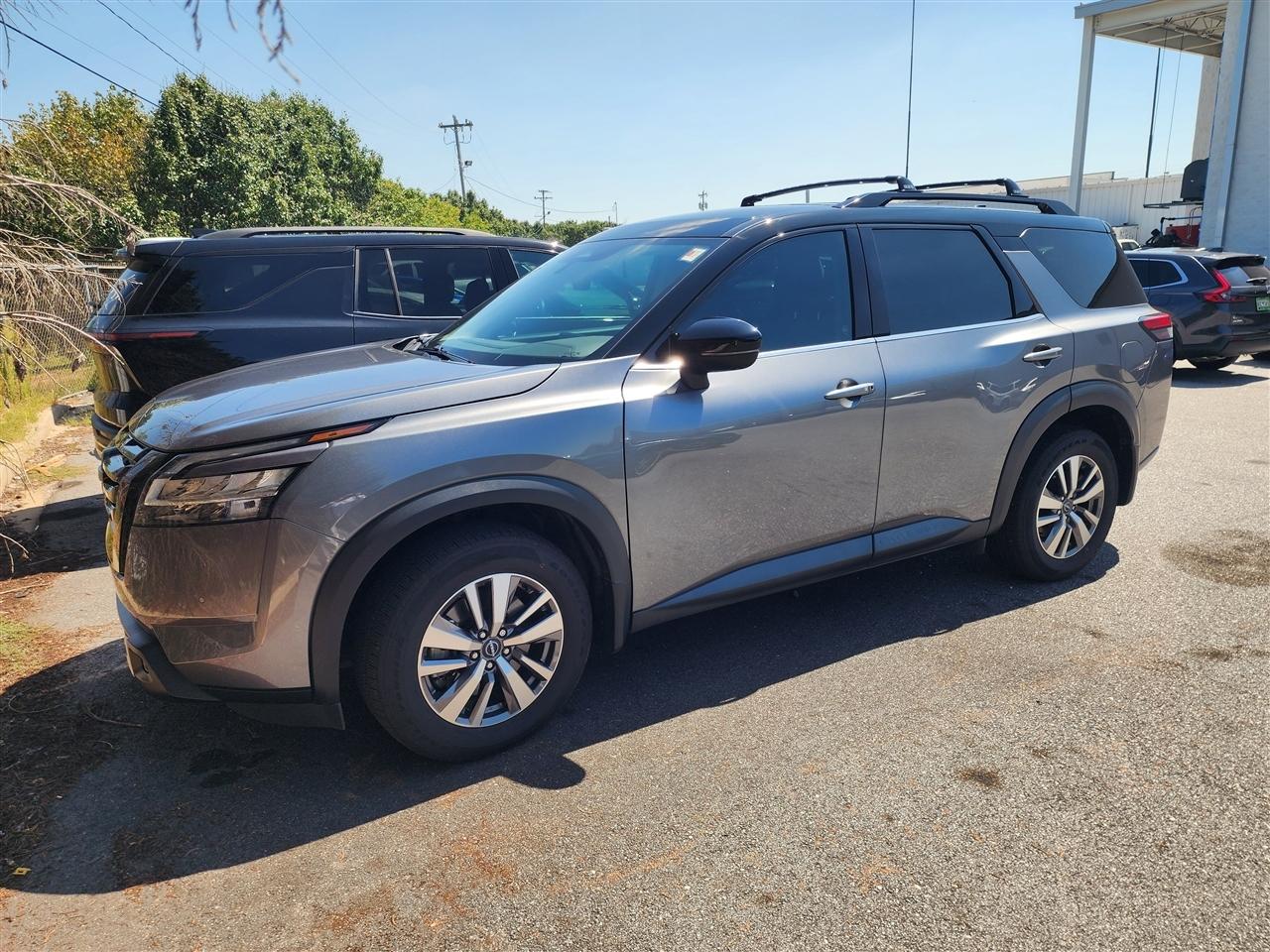 Nissan Pathfinder SL 4WD 2022