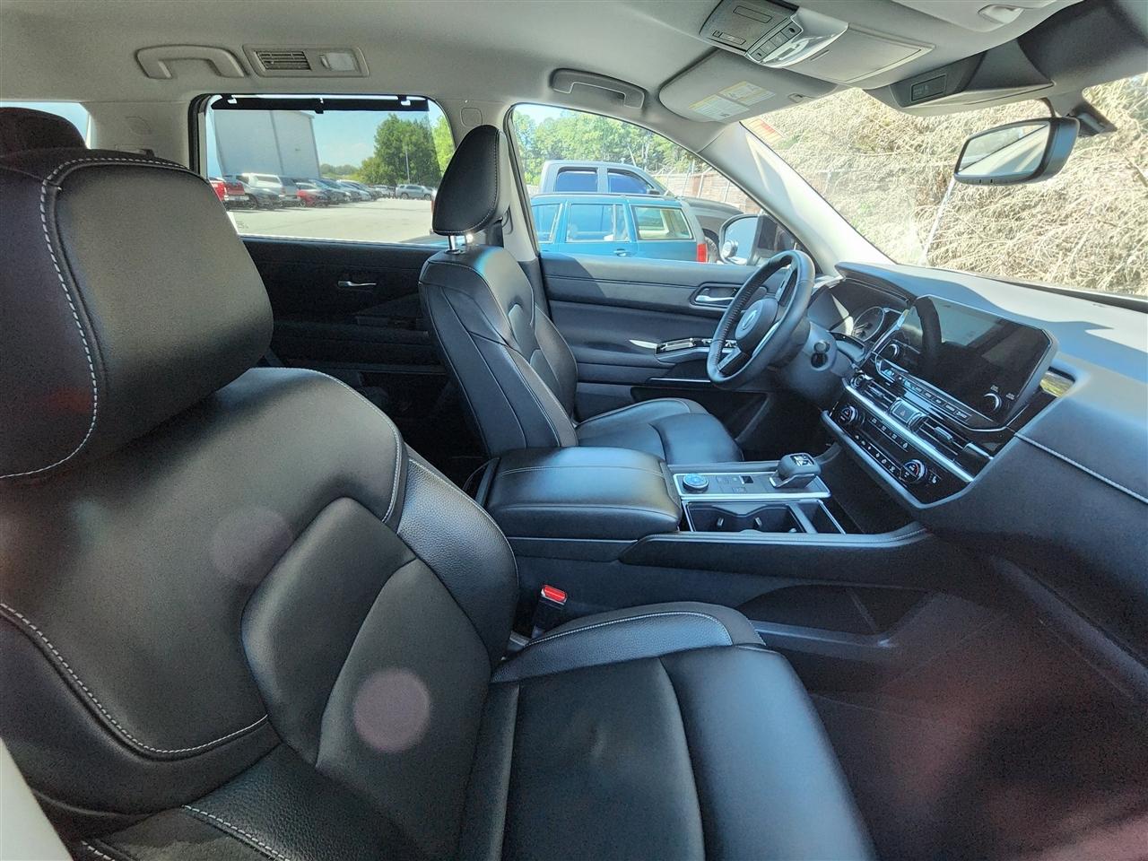 Nissan Pathfinder SL 4WD 2022