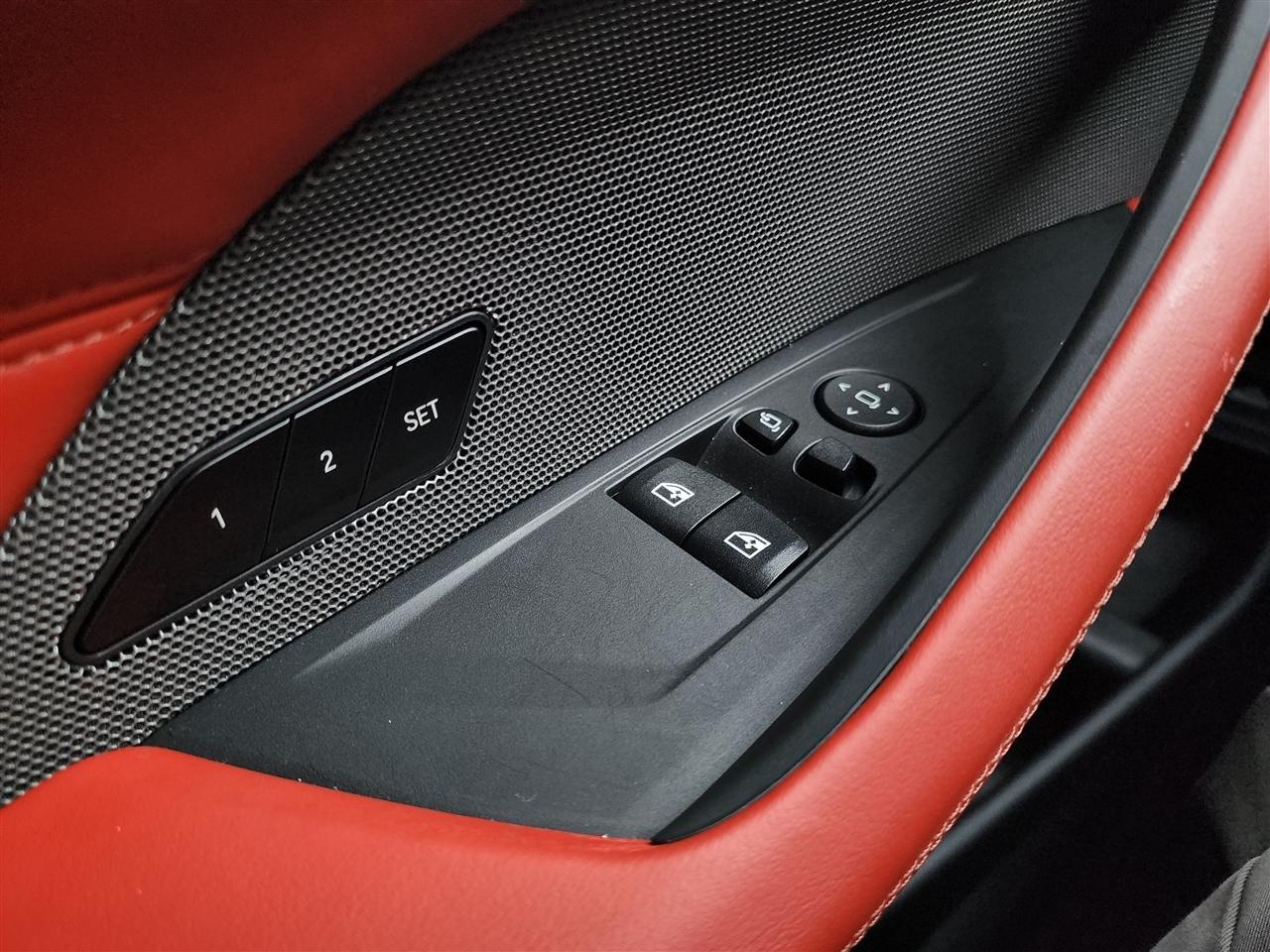 BMW M4 Coupe 2025