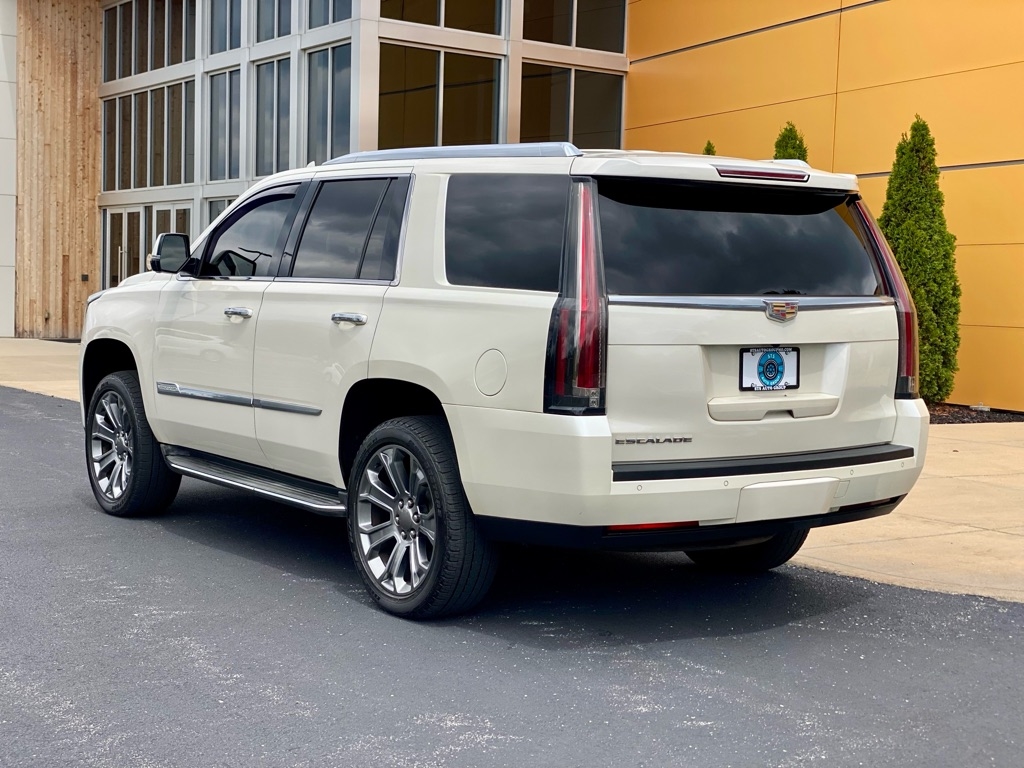 Cadillac Escalade  2015