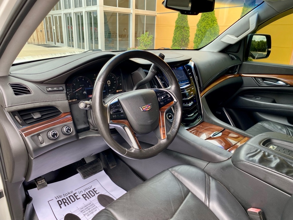 Cadillac Escalade  2015