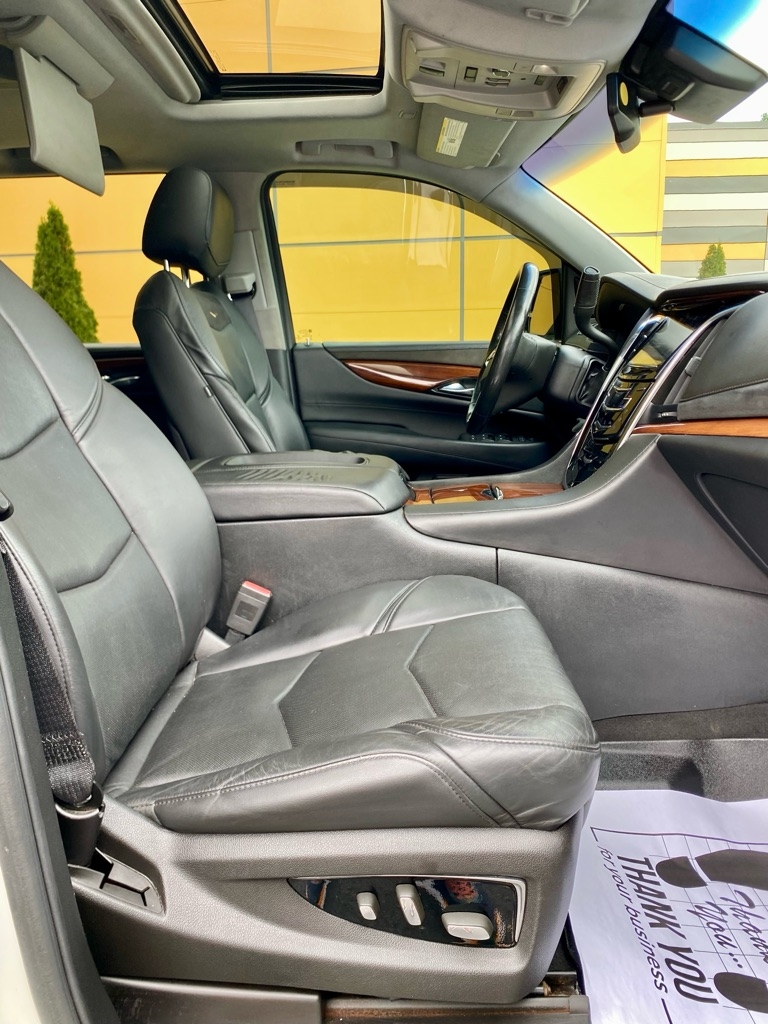 Cadillac Escalade  2015