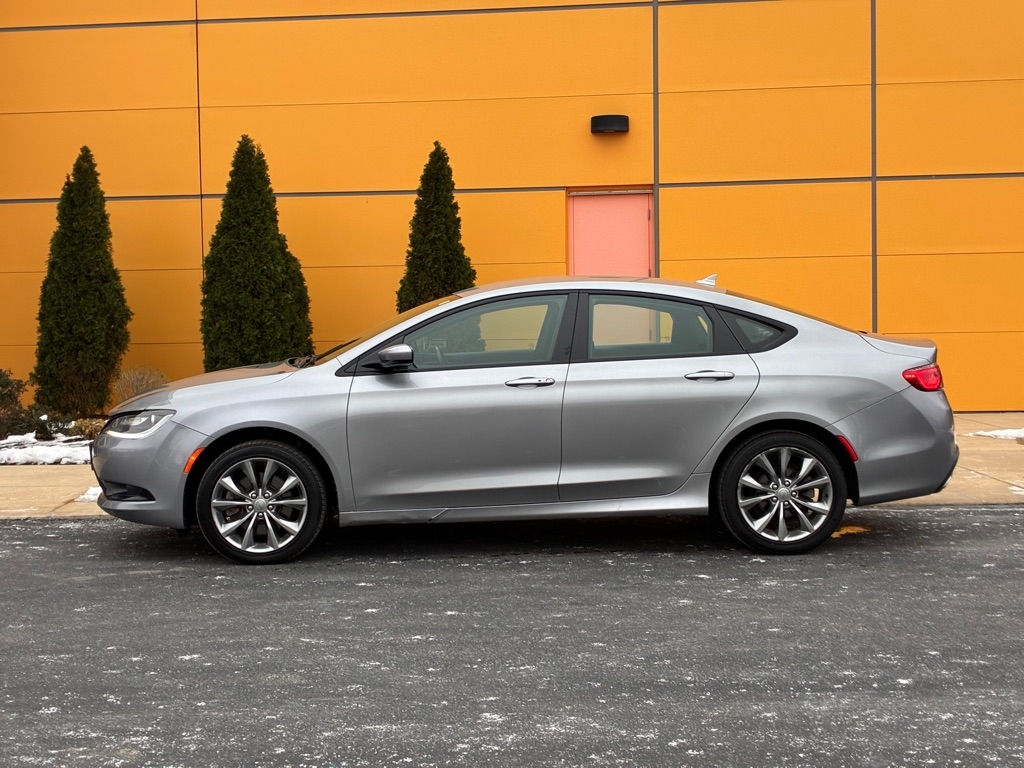 Chrysler 200  2015