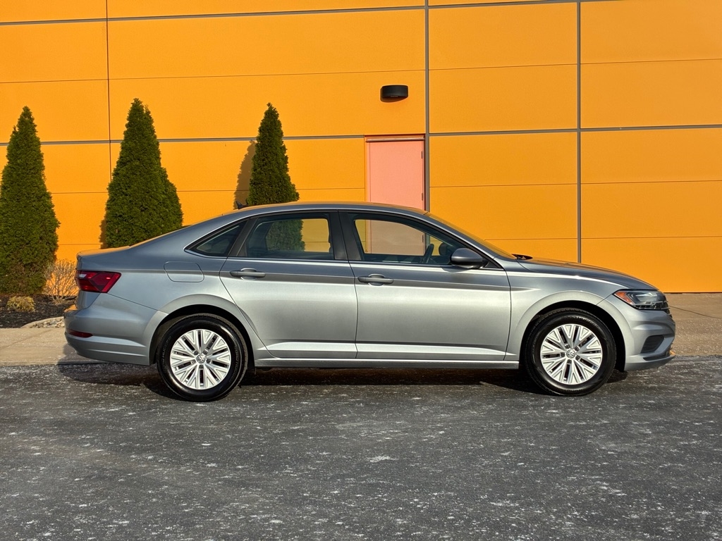 Volkswagen Jetta  2020
