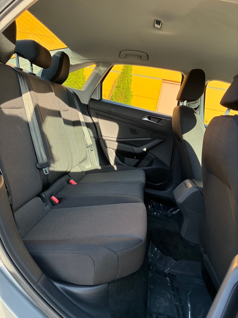 Volkswagen Jetta  2020