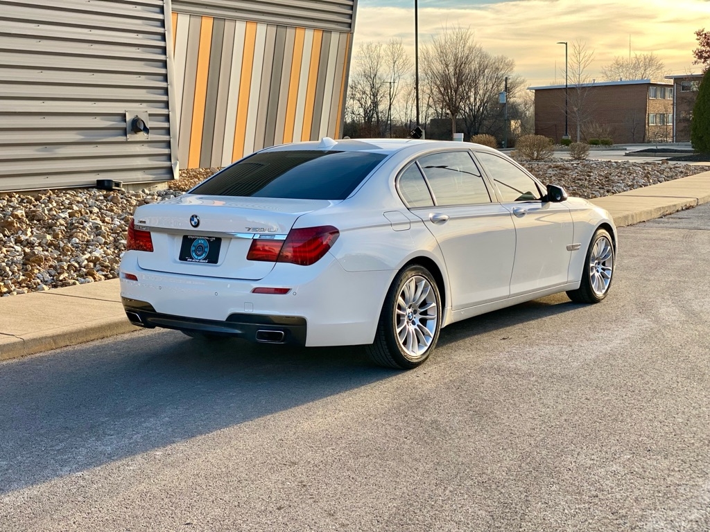 BMW Alpina B7  2015